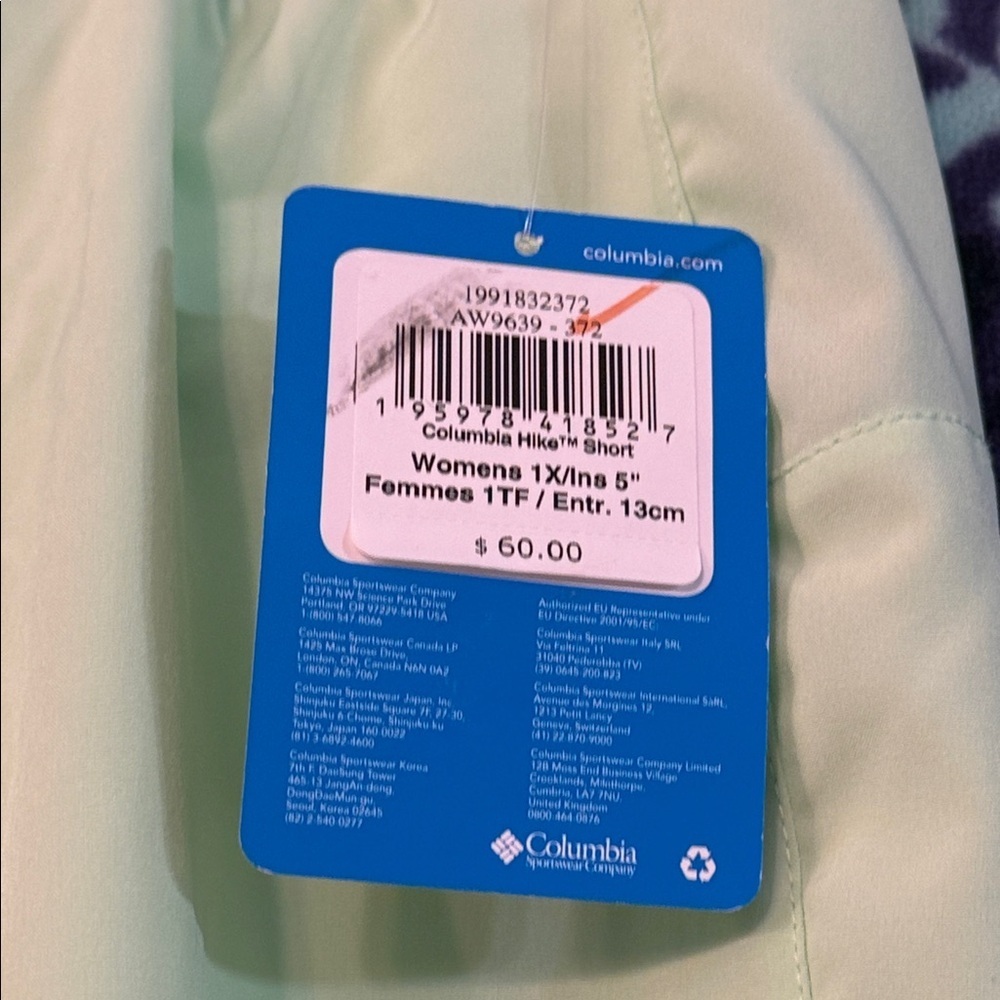 Light Green Women’s Columbia Shorts 1x - Picture 2 of 6
